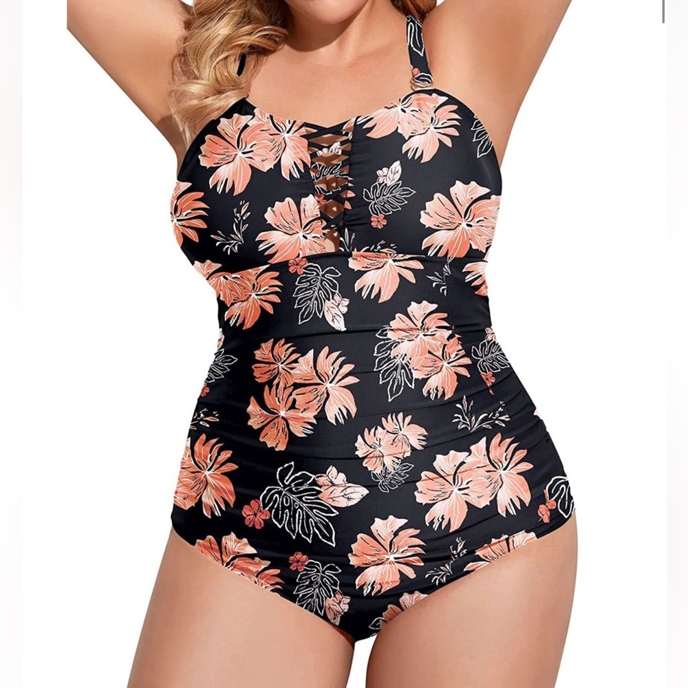Women's One Piece Floral Swimsuit Plus Size Swimwear Bathing Suit NWOT 16W
